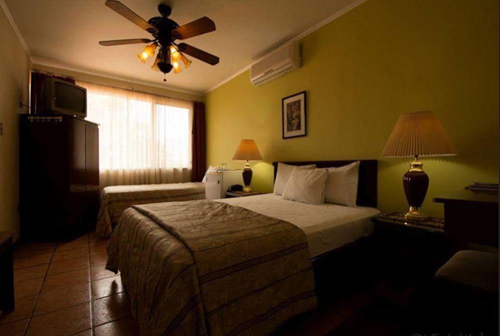 Park Hotel Puerto Limon Exteriér fotografie